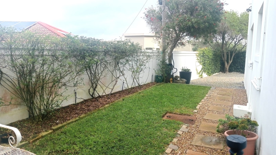 To Let 1 Bedroom Property for Rent in Vermont Western Cape